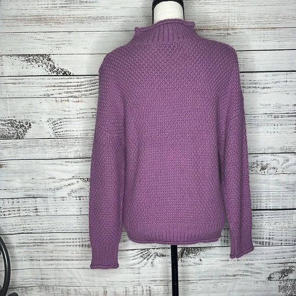 Zesica Small Purple Sweater - Picture 3 of 4